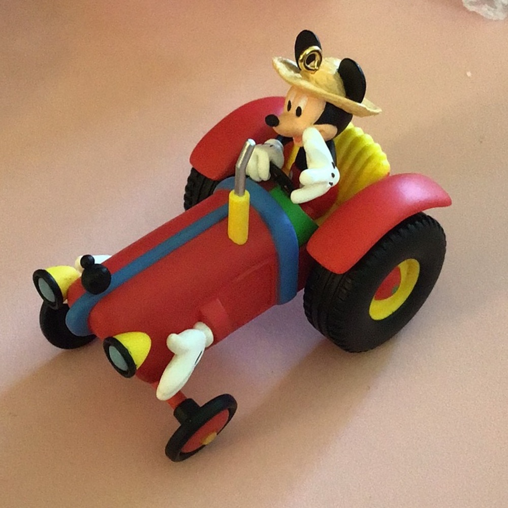 Hallmark Keepsake Disney Ornament Mickey Down on the Farm - Picture 3 of 3